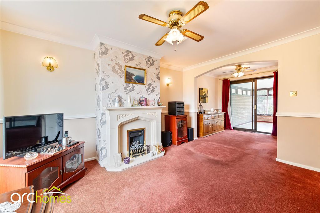 Property photo 2 of 25 Ringway-1.Jpg