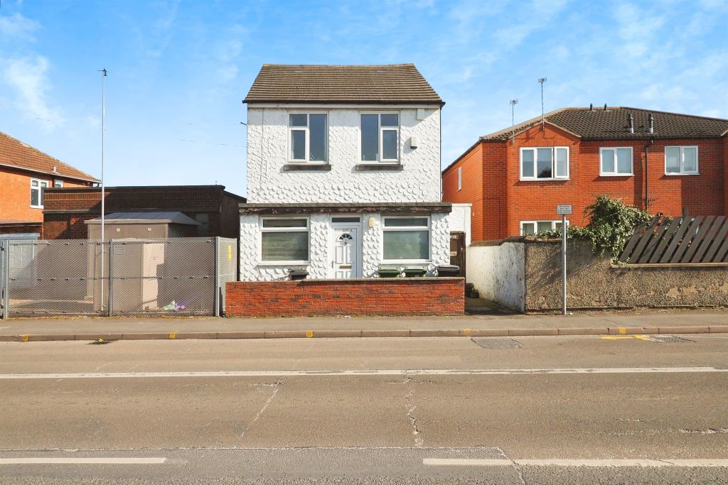 Property photo 2 of 13
