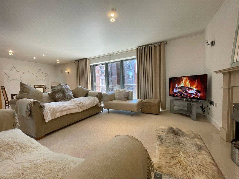 Property photo 2 of 12 Picture No. 08