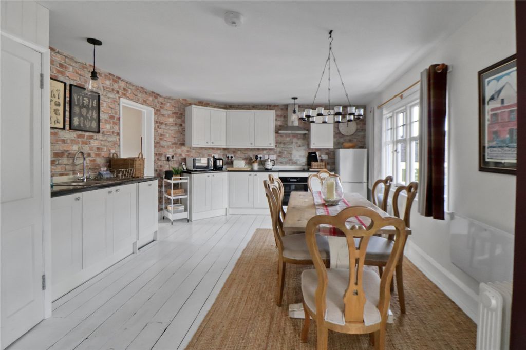 Property photo 1 of 7 Picture No. 07