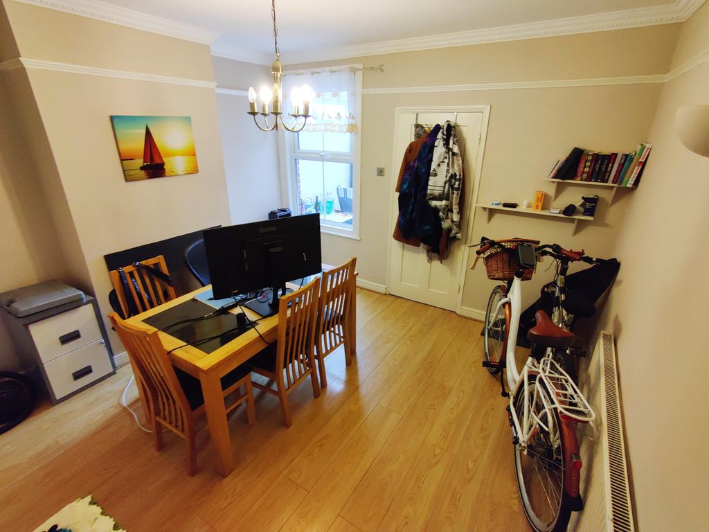 Property photo 3 of 9 Image