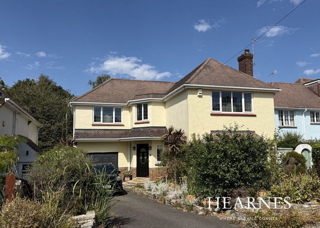 Property photo 1 of 34