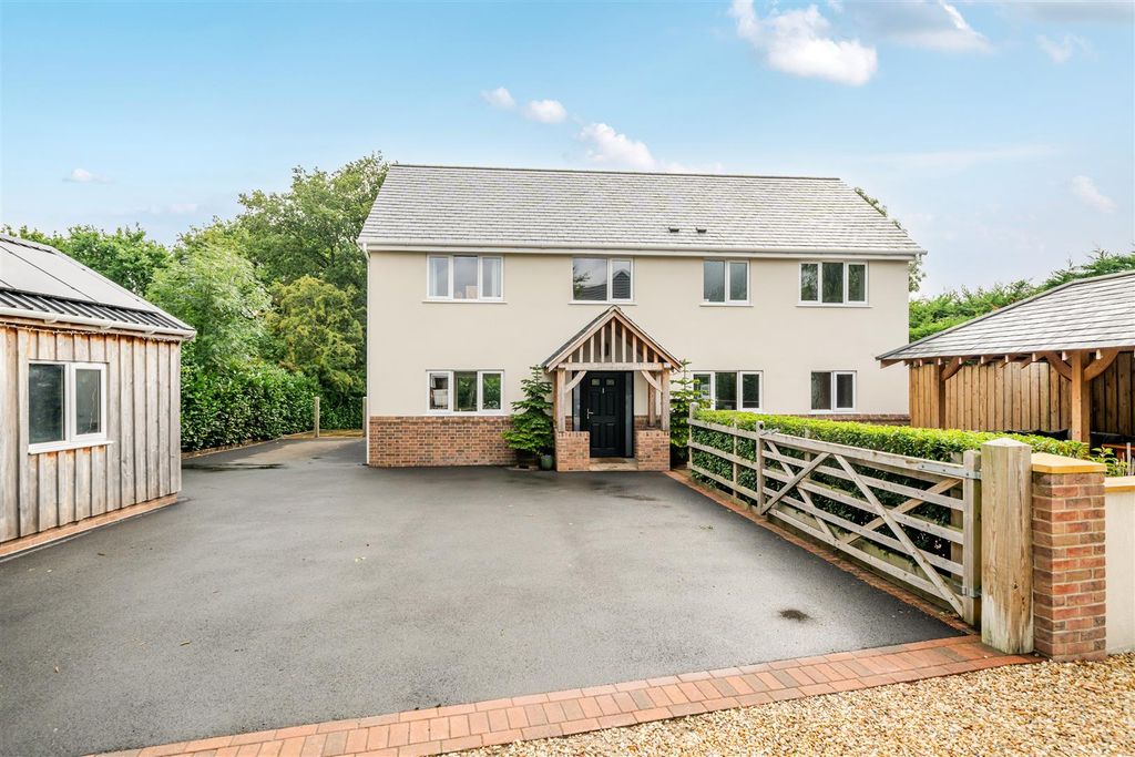 Property photo 2 of 13
