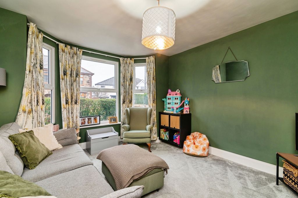 Property photo 3 of 17 Pbox-Img.Jpg