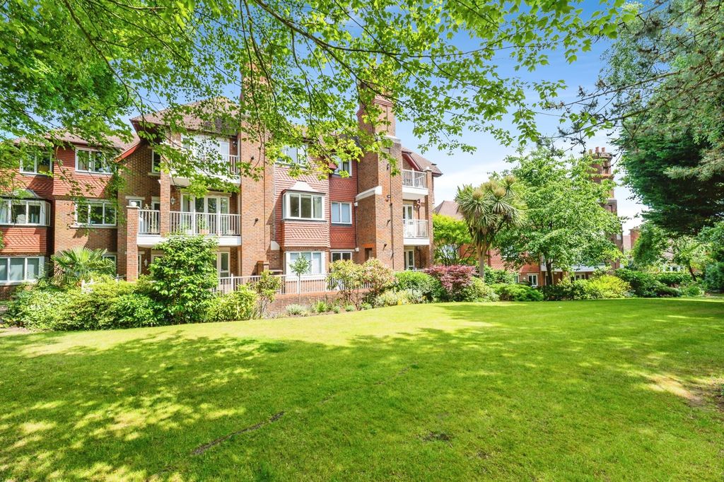 Property photo 2 of 13 Photo