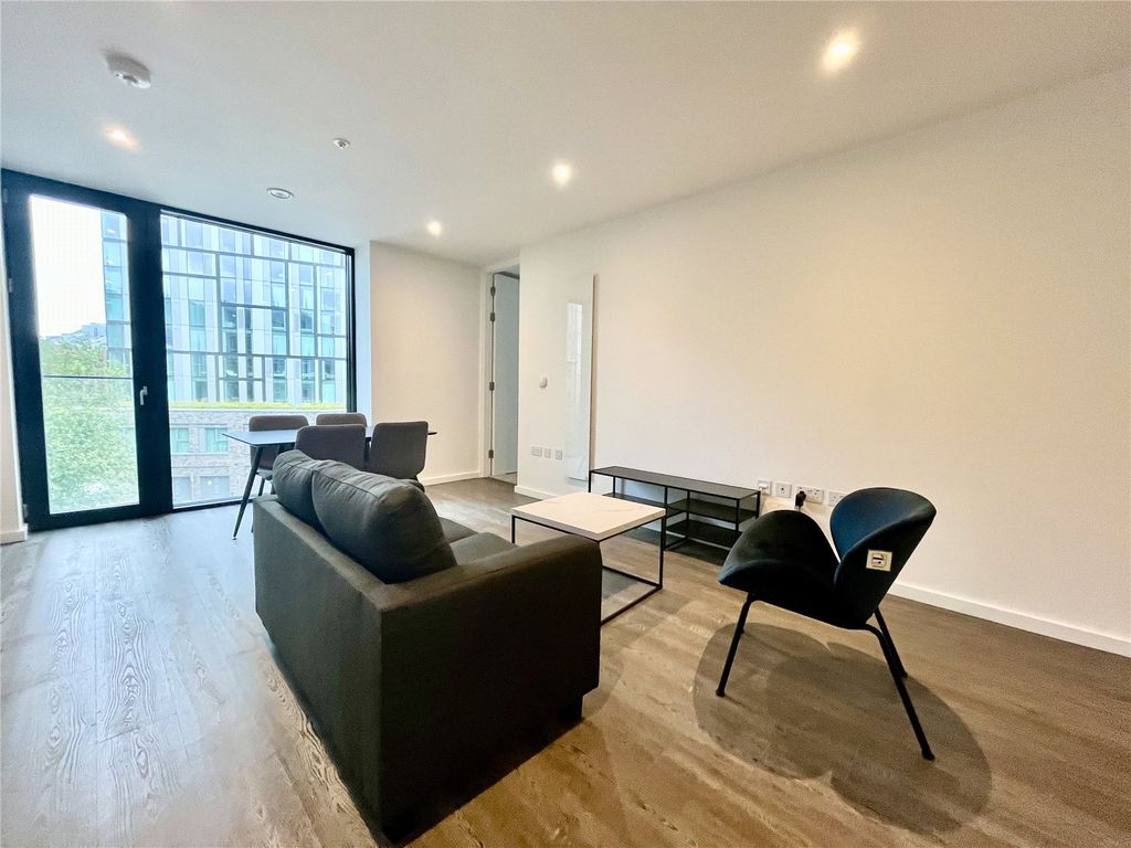 Property photo 2 of 18 Picture No. 02