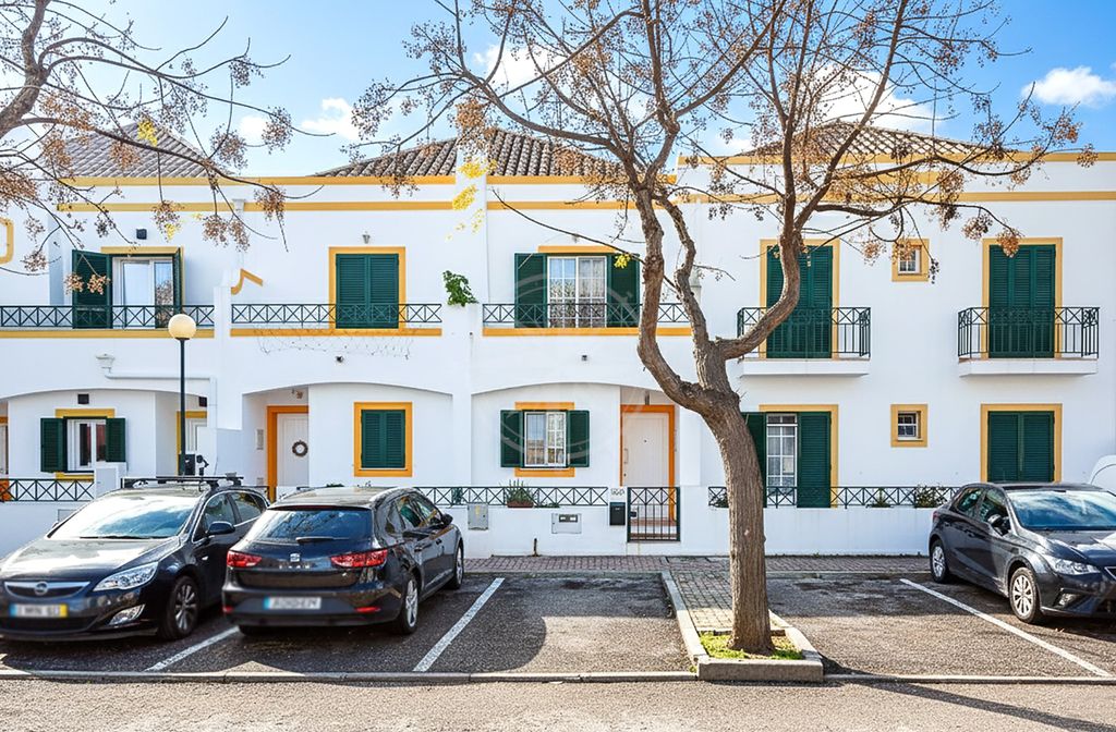 Property photo 1 of 28