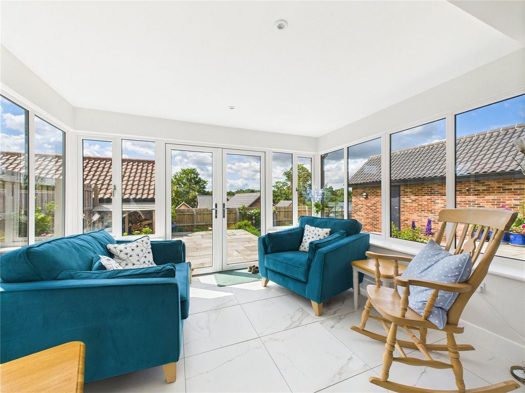 Property photo 2 of 15 Picture No. 06