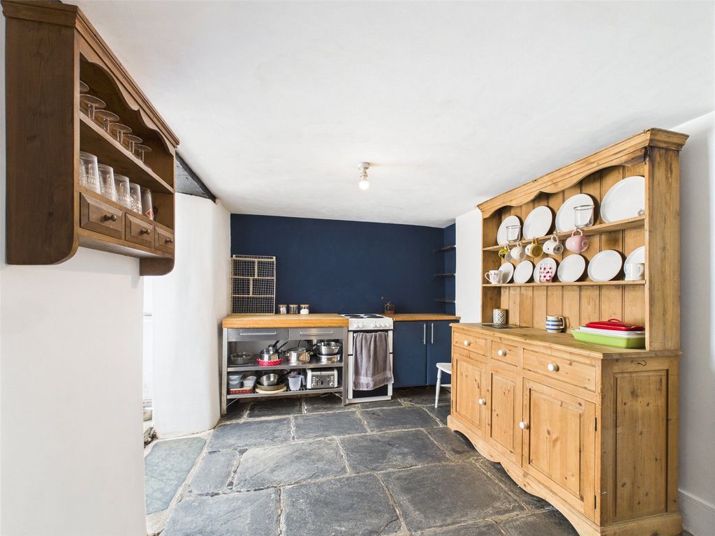 Property photo 2 of 13 Picture No. 04