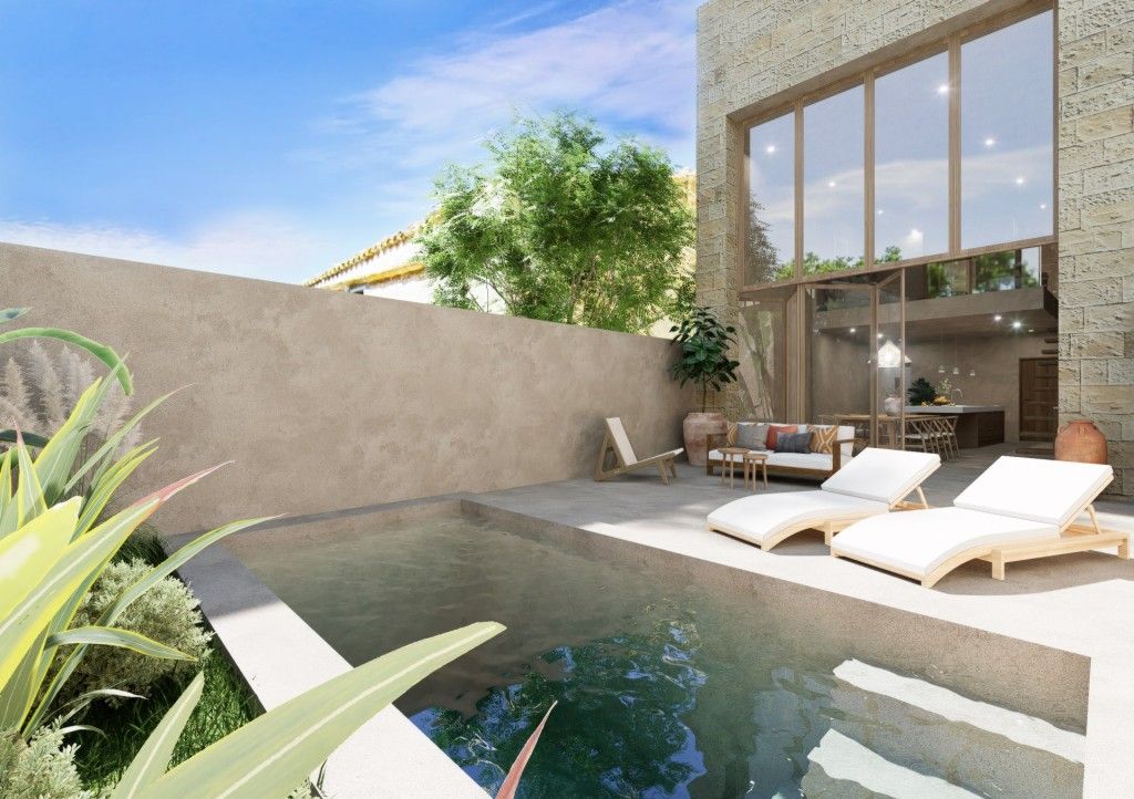 Property photo 1 of 17 Pool And Exterior (1)