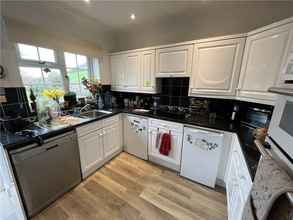 Property photo 2 of 7 Picture No. 08