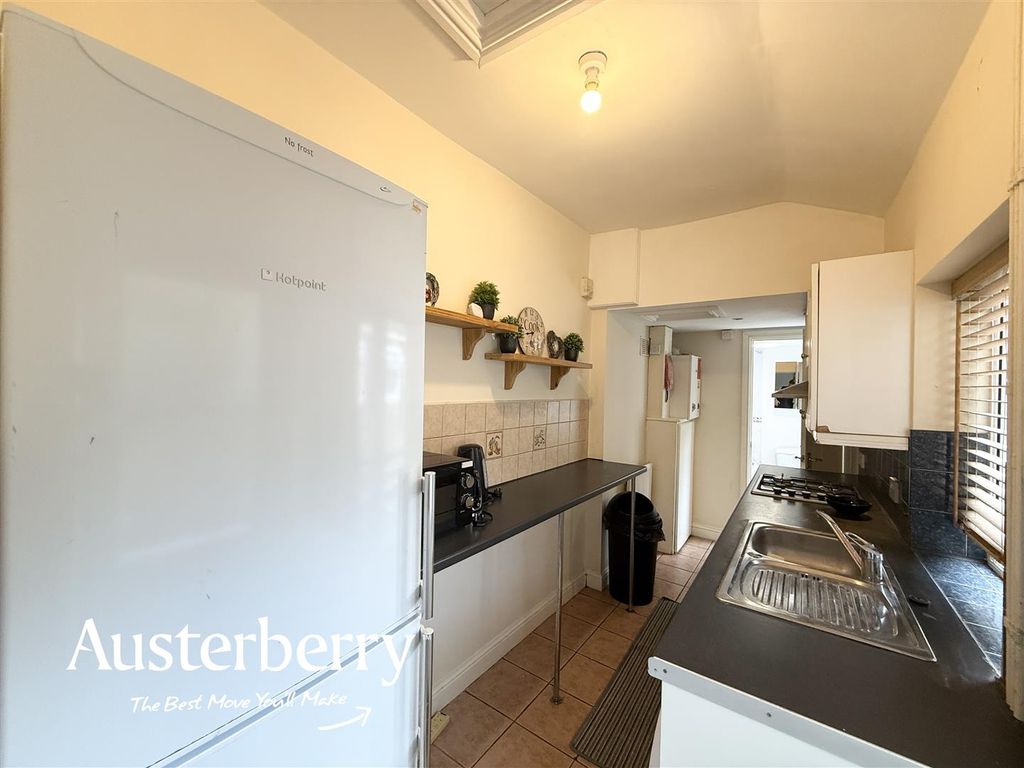 Property photo 3 of 12 Img_8336.Jpg