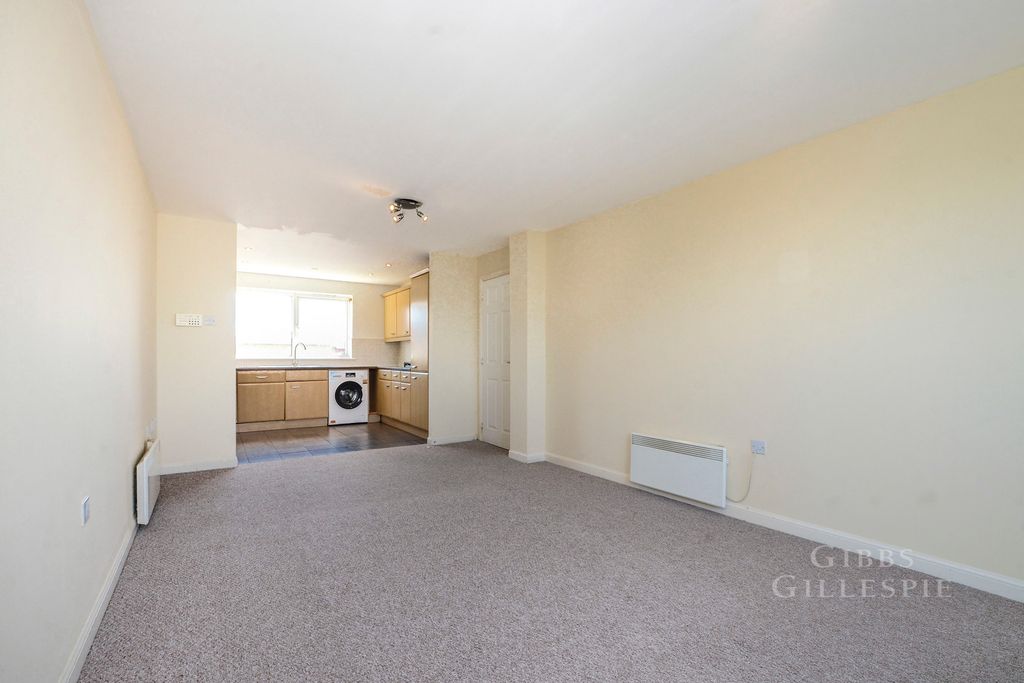 Property photo 3 of 14 Pbox-Img.Jpg