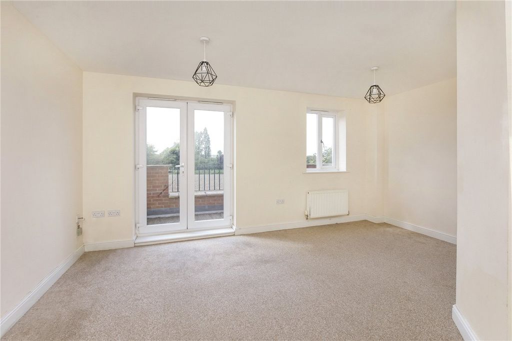 Property photo 3 of 10 Picture No. 05
