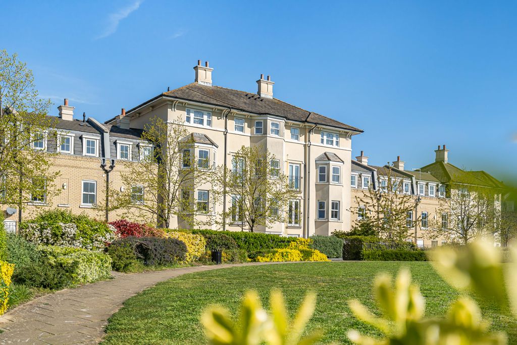 Property photo 1 of 24 2578855