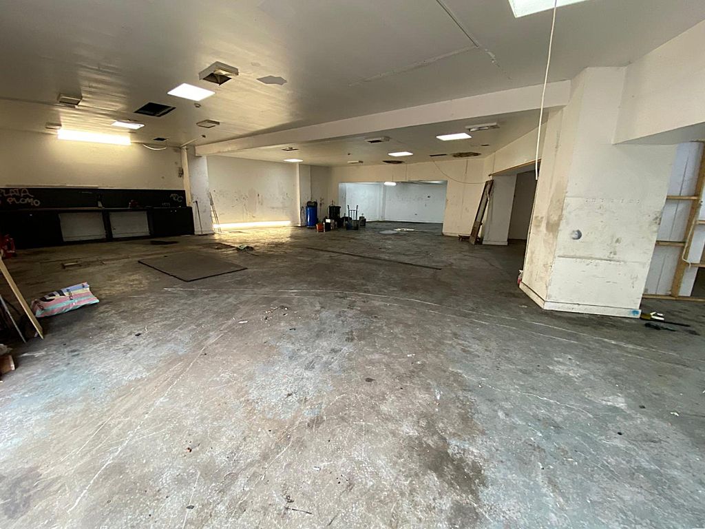 Property photo 3 of 5