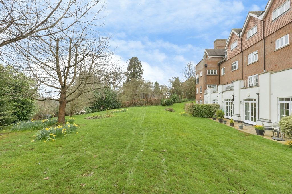 Property photo 3 of 14 Pbox-Img.Jpg