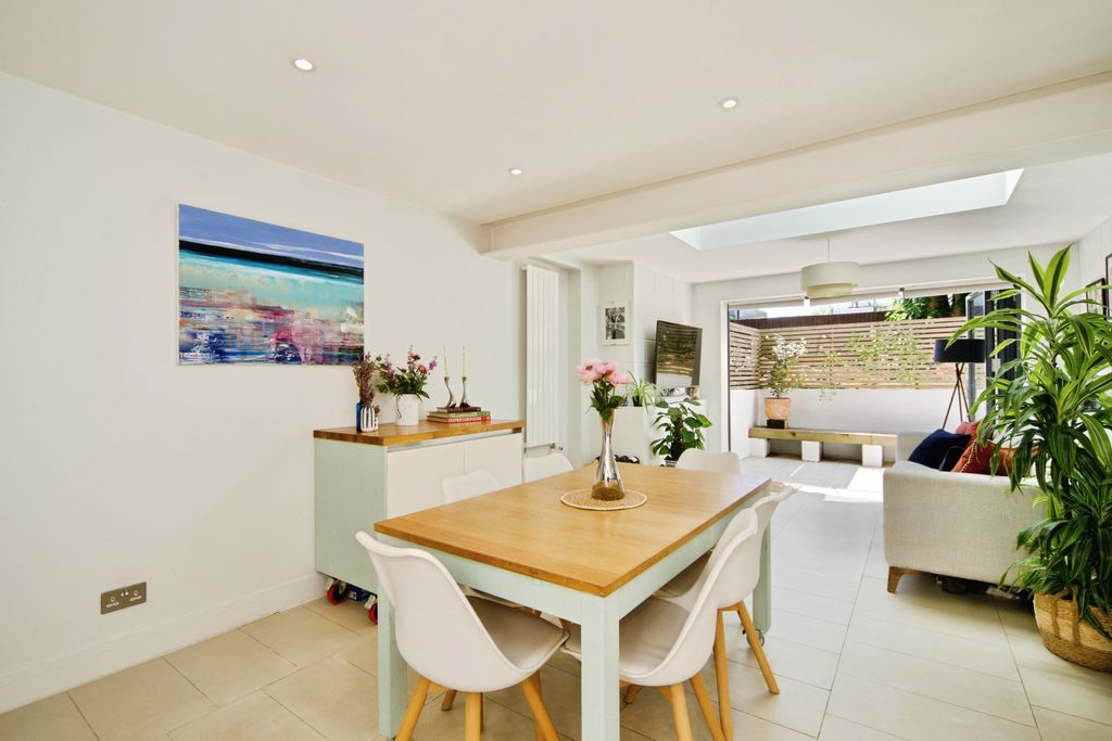 Property photo 1 of 17 Open Plan Living