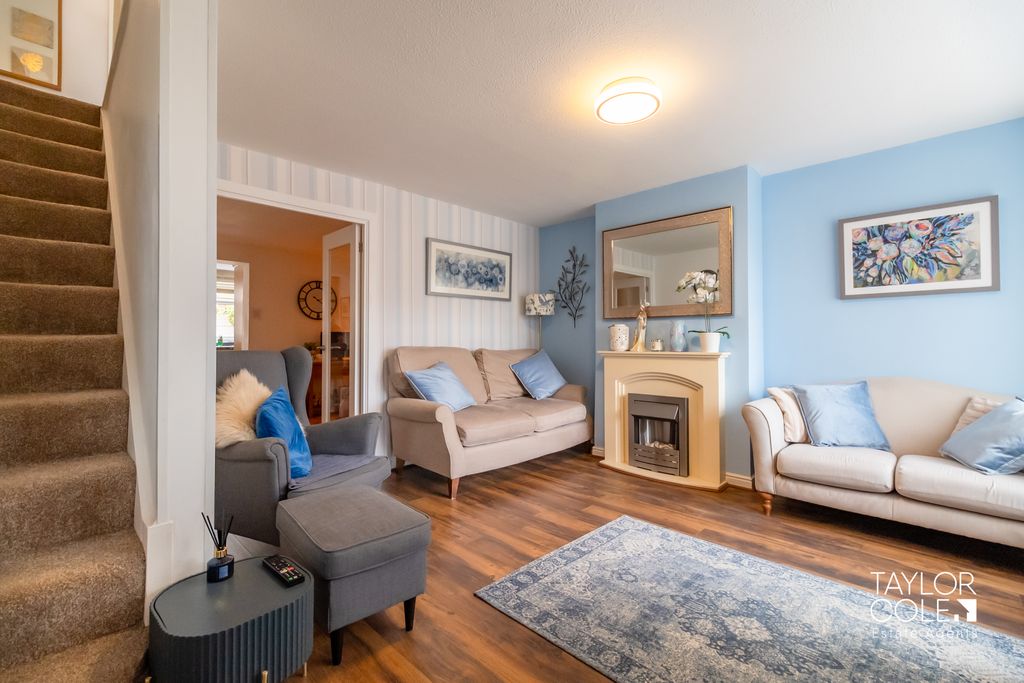 Property photo 2 of 30