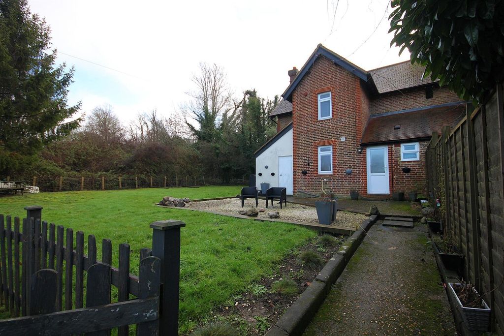 Property photo 3 of 19