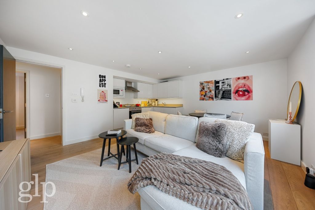 Property photo 1 of 17 3460860