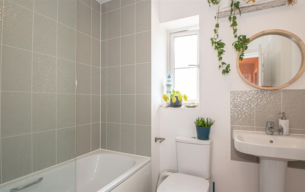 Property photo 3 of 20 13Bon_14.Jpg