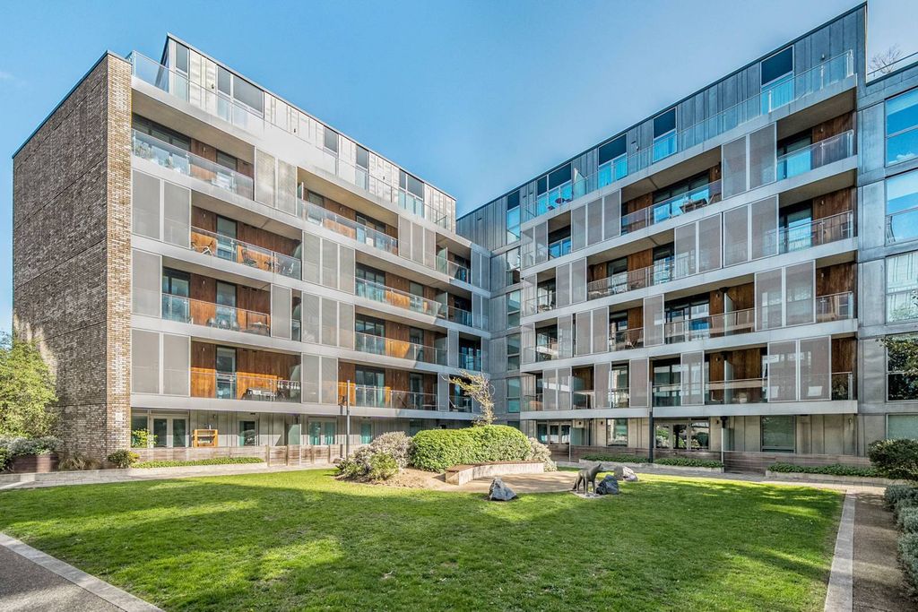 Property photo 2 of 19