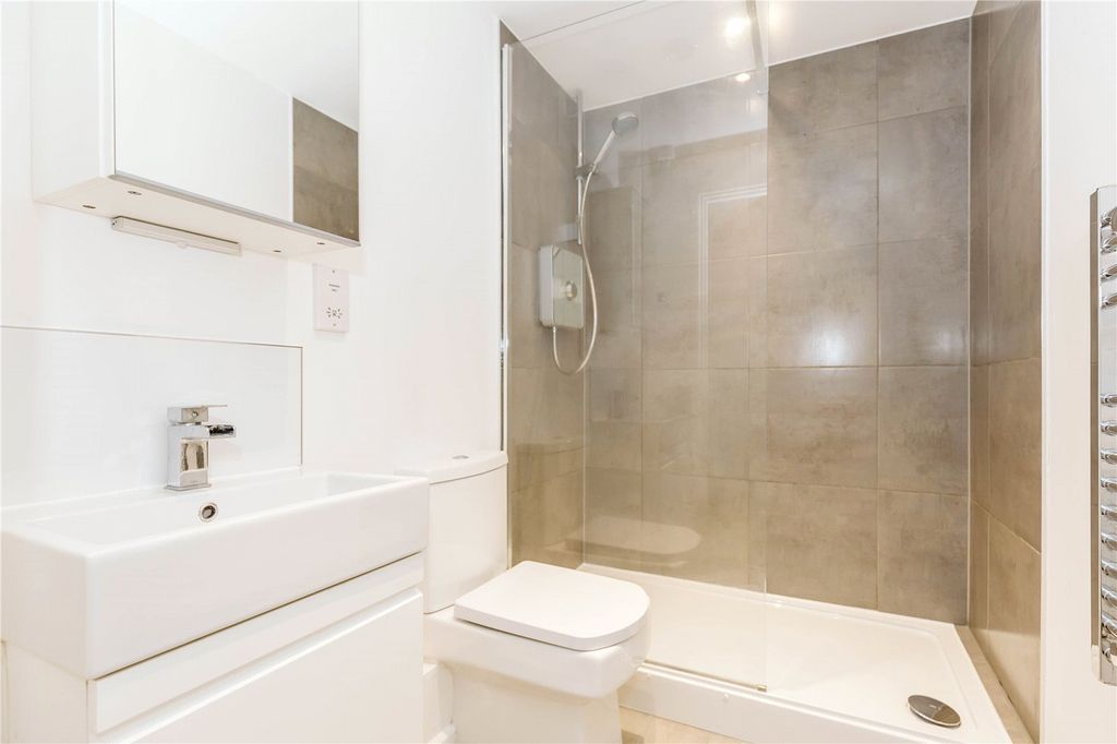Property photo 2 of 10 Picture No. 19