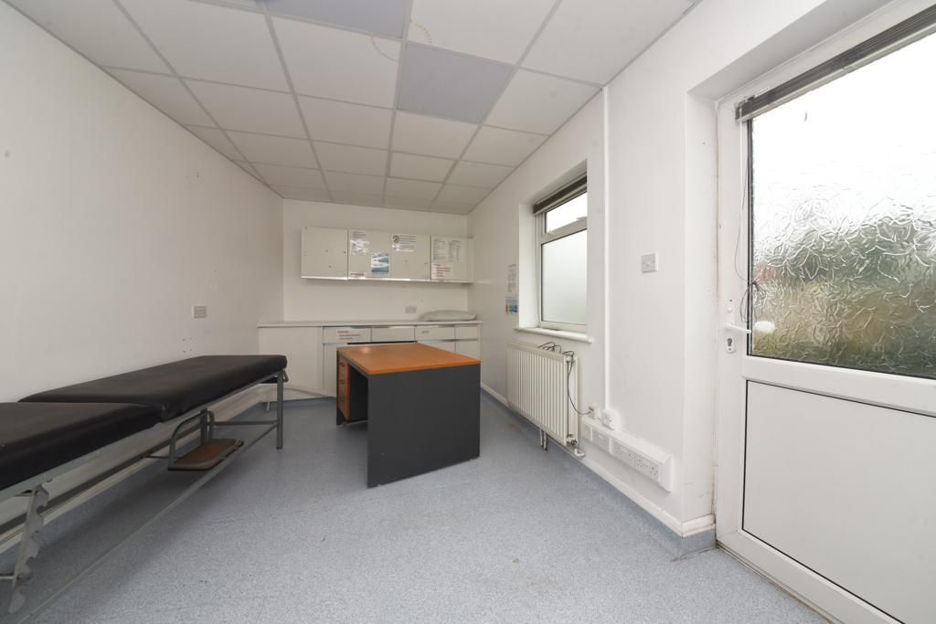 Property photo 3 of 12 Photo 2