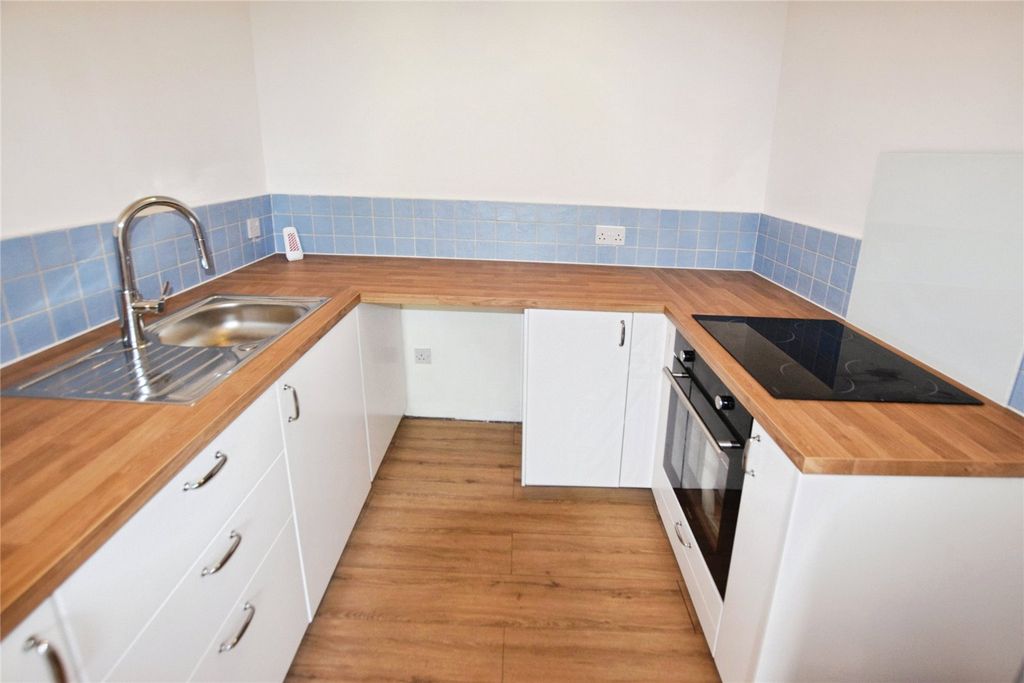 Property photo 2 of 7 Picture No. 05