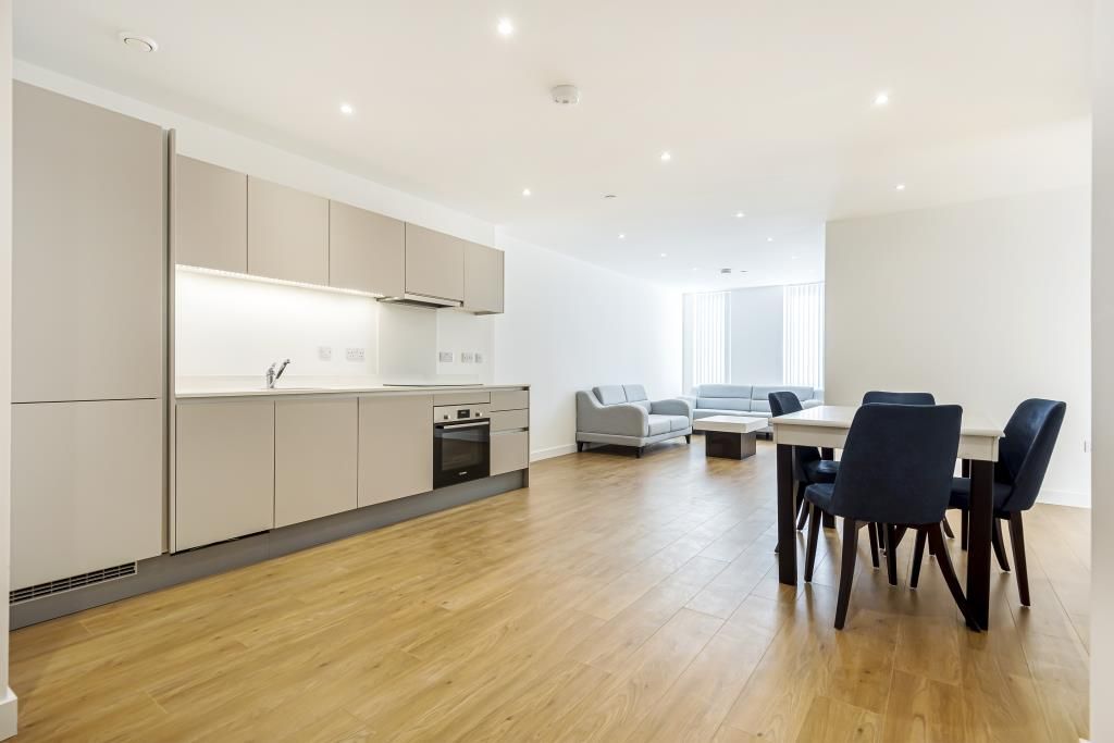 Property photo 3 of 12 Kitchen/Living Room