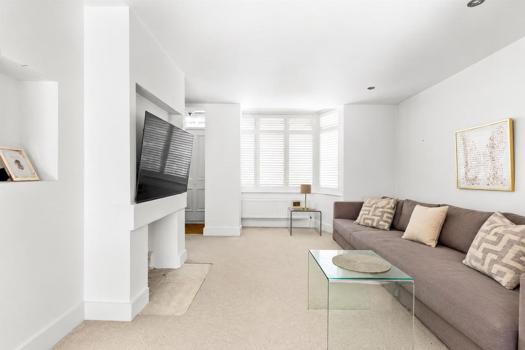 Property photo 2 of 26 81Bc4Cb1-6411-4900-88A7-Fe30Fc3E2825.Png