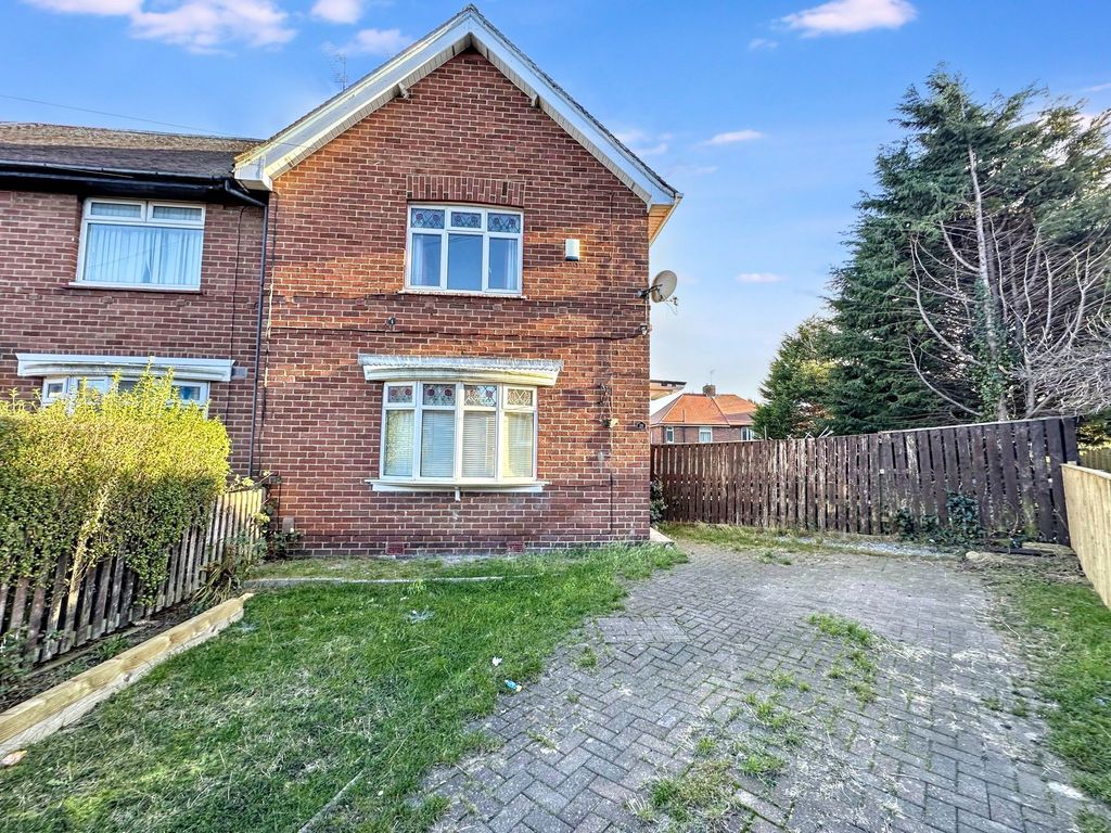 Property photo 2 of 12