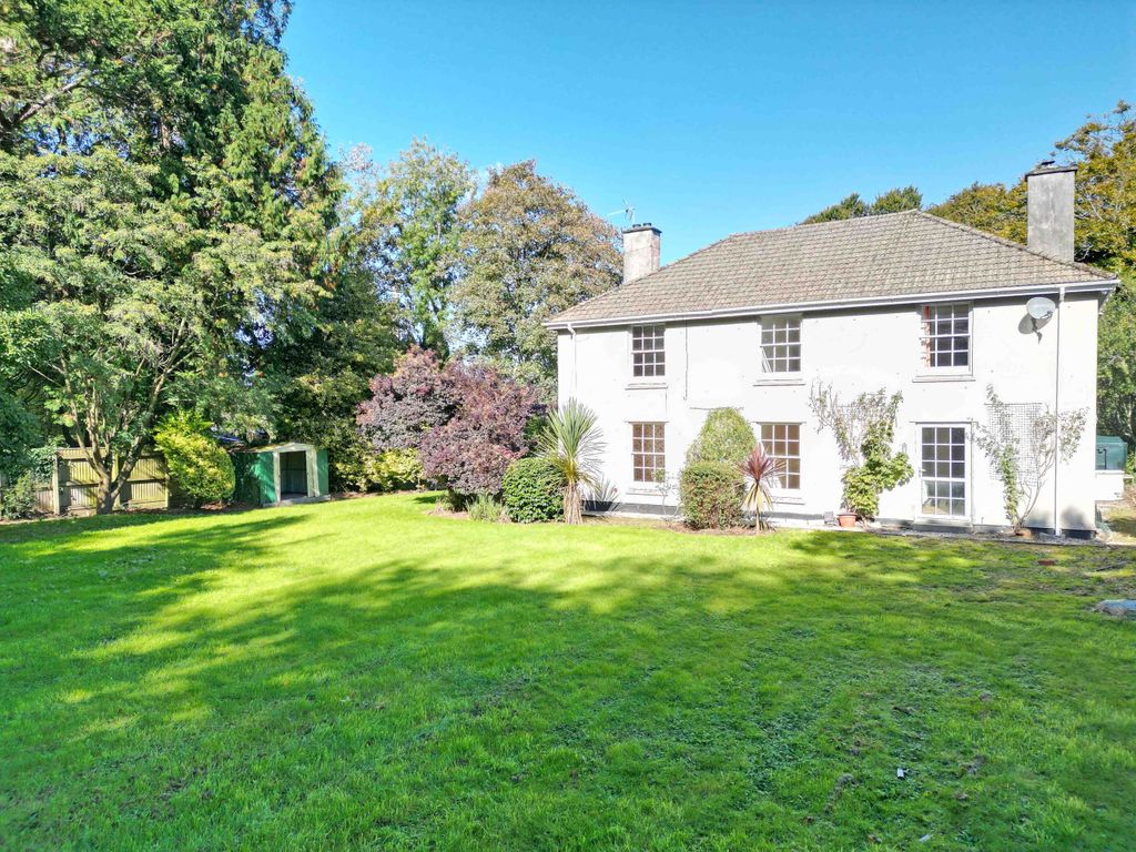 Property photo 3 of 14 Photo 3