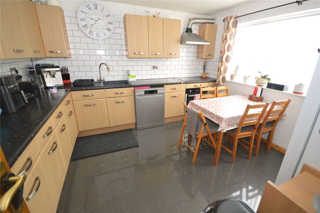 Property photo 3 of 13 Picture No. 04