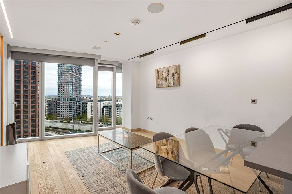 Property photo 1 of 22 Picture No. 30