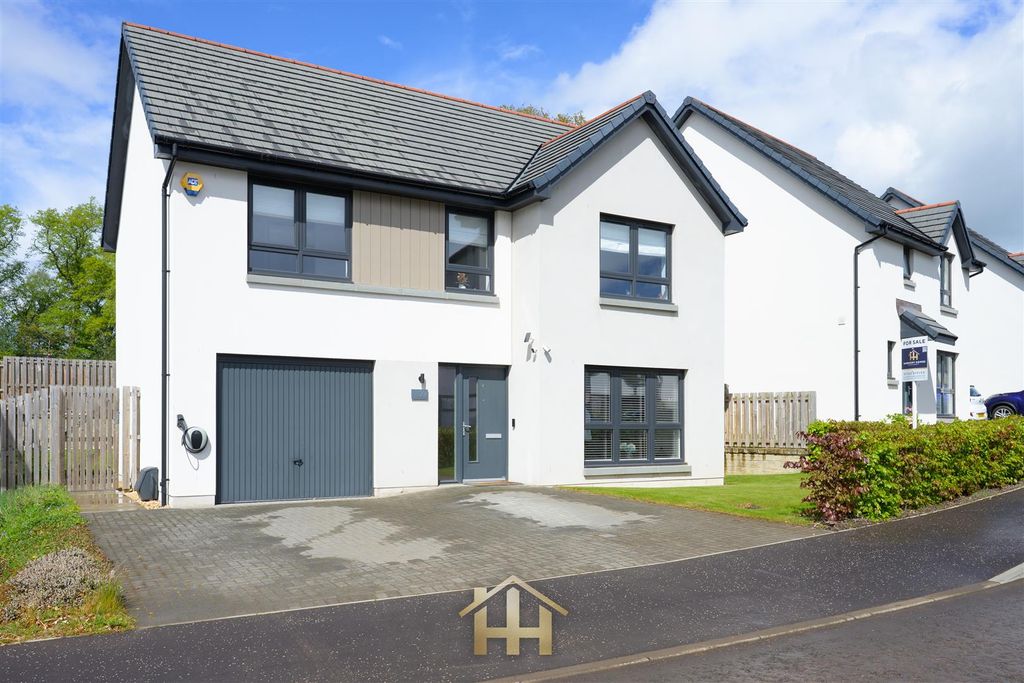 Property photo 1 of 40 22Grayfaulds-0005.Jpg