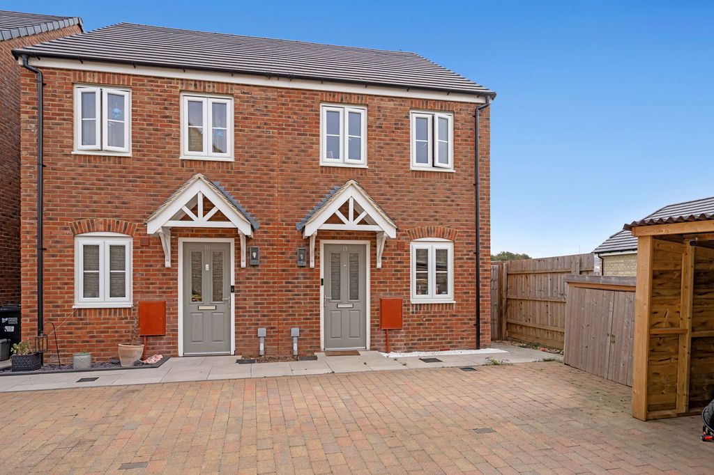 Property photo 1 of 9