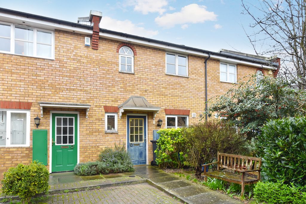Property photo 1 of 10