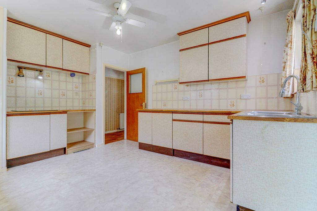Property photo 3 of 10 Picture No. 09