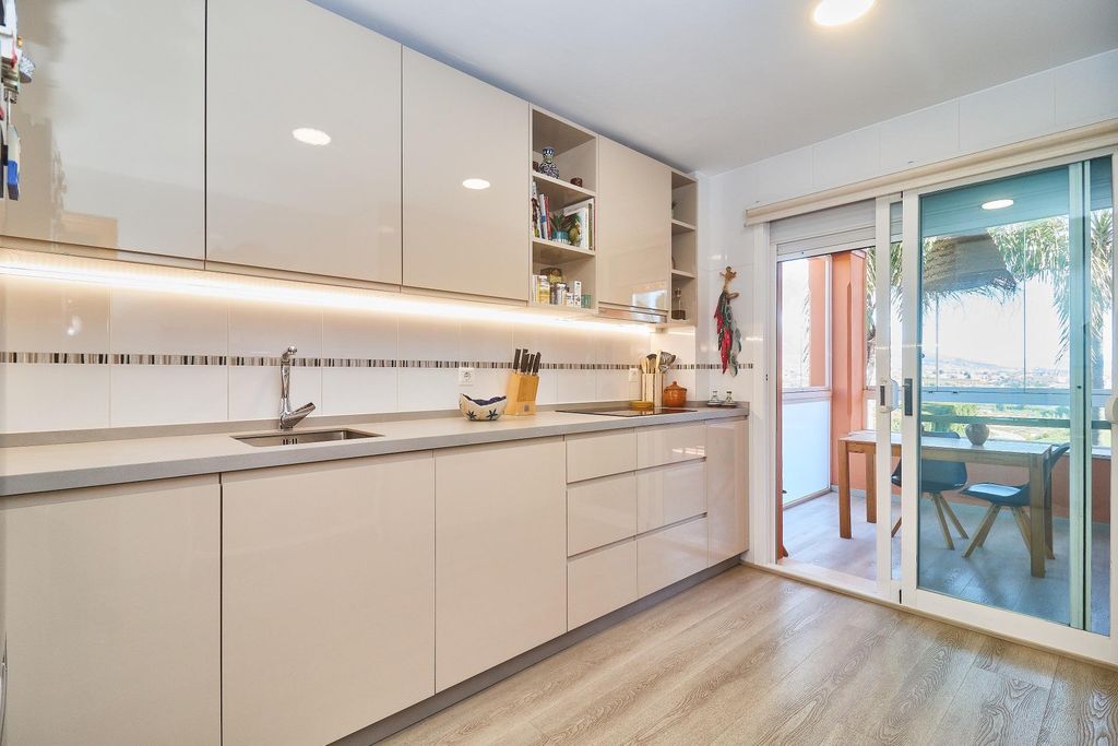 Property photo 2 of 60