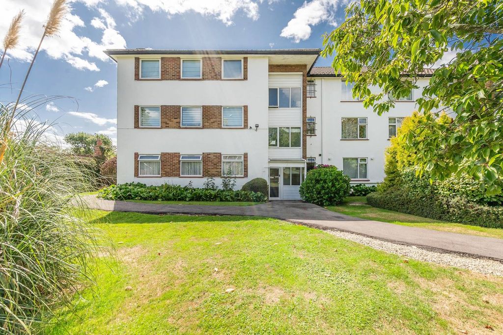 Property photo 2 of 7
