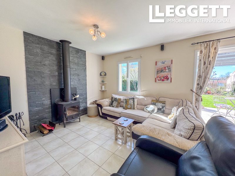 Property photo 3 of 10