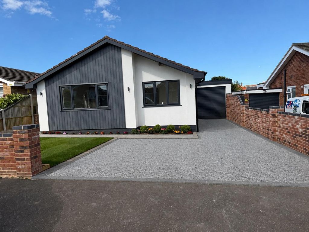 Property photo 1 of 15 32.Png