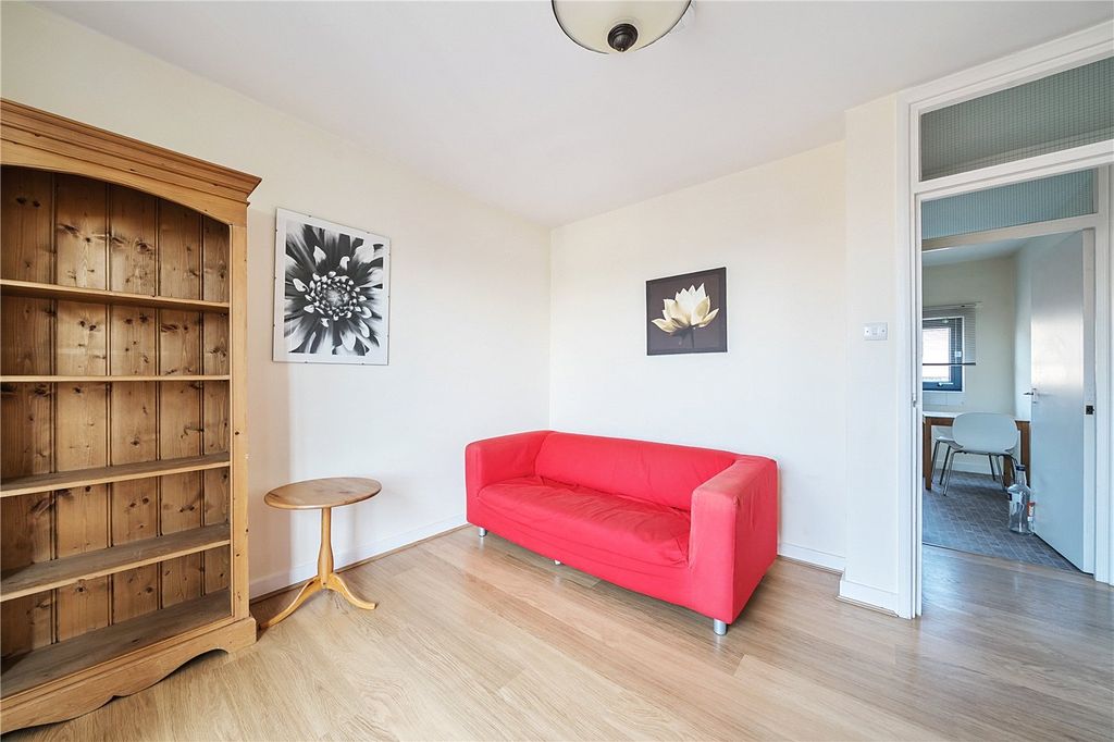 Property photo 2 of 13 Picture No. 04