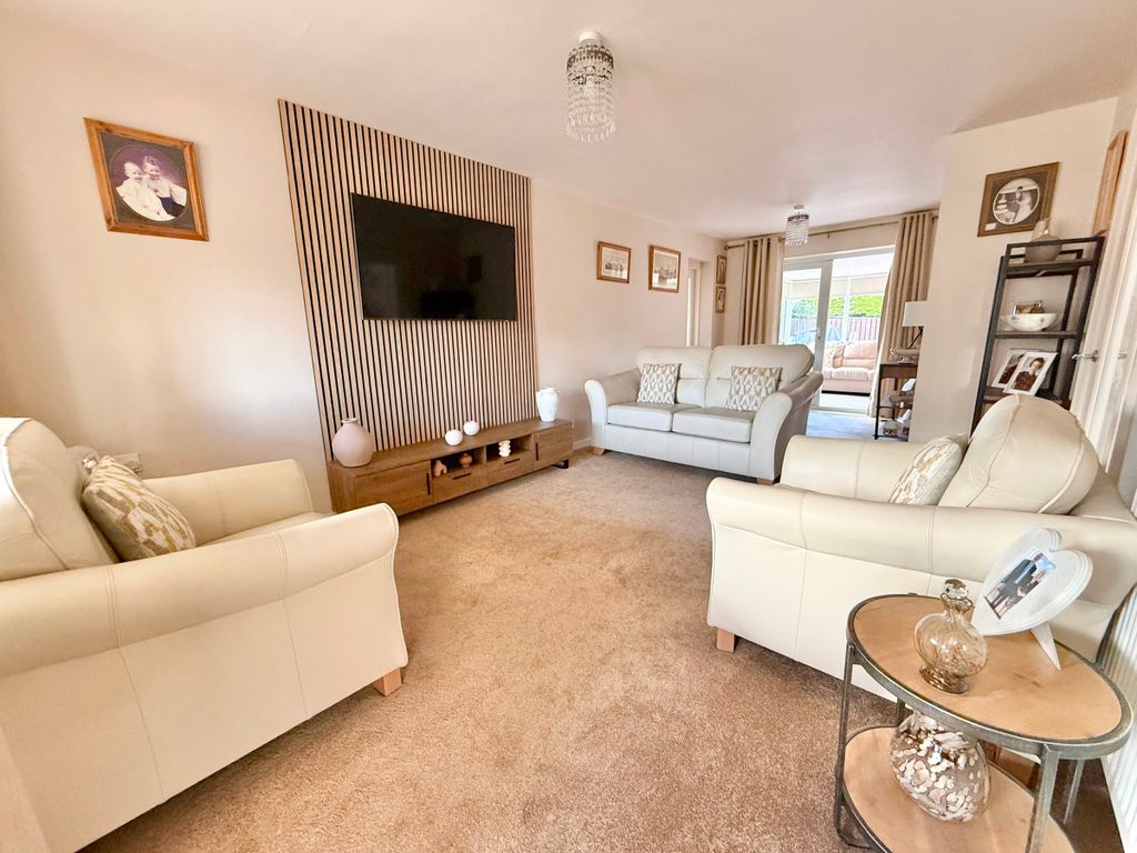 Property photo 3 of 29