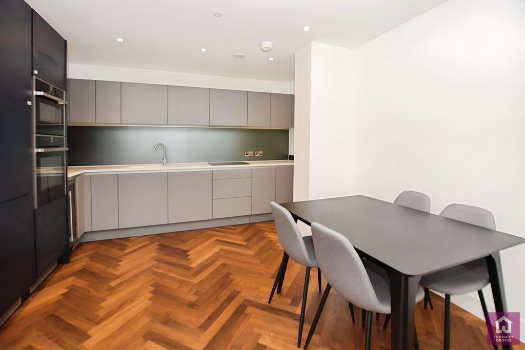 Property photo 2 of 25 Picture No. 40