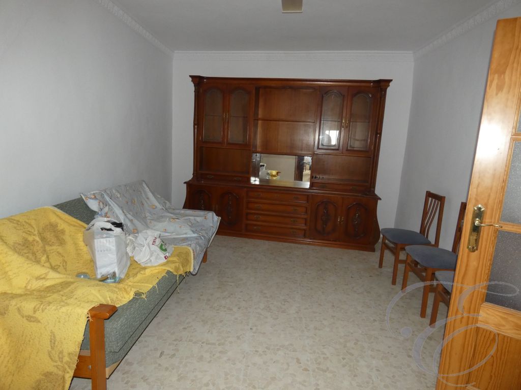 Property photo 3 of 21