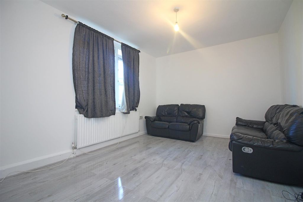 Property photo 3 of 6 3 (3).Jpg