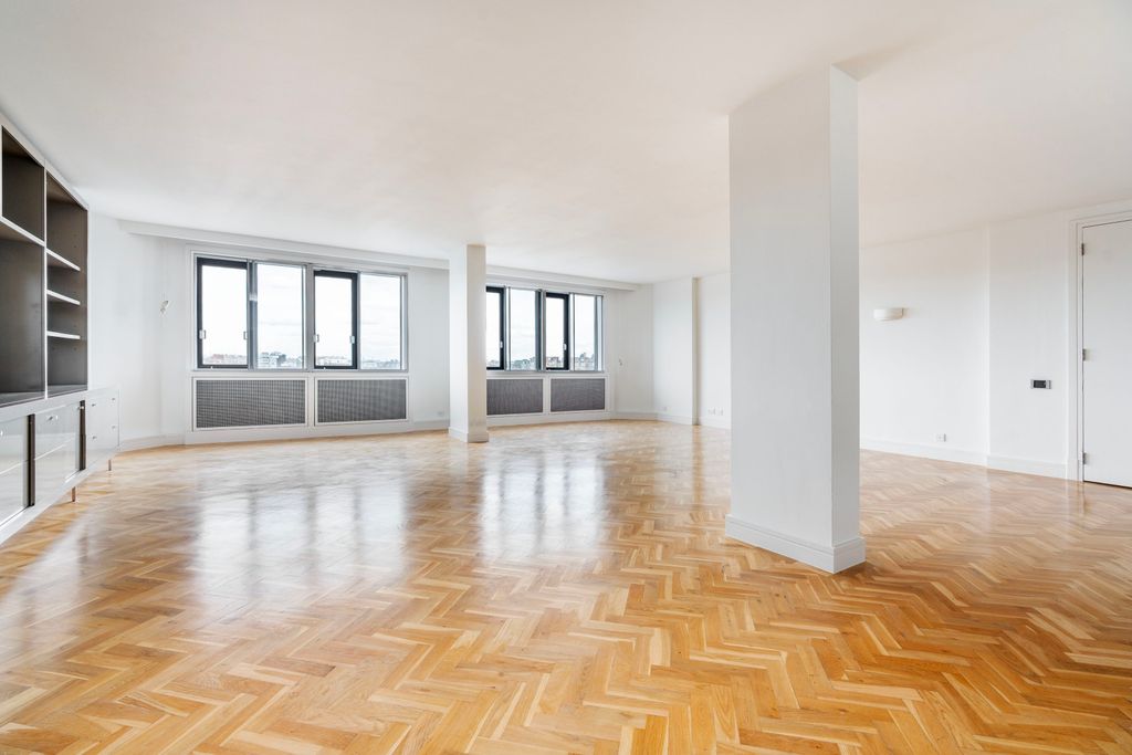 Property photo 1 of 12 Picture No. 30